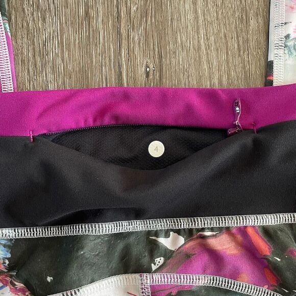 Lululemon Speed Tight Ill Pigment Wave Multi / Black / Regal Plum - Size: 4 - Picture 6 of 9